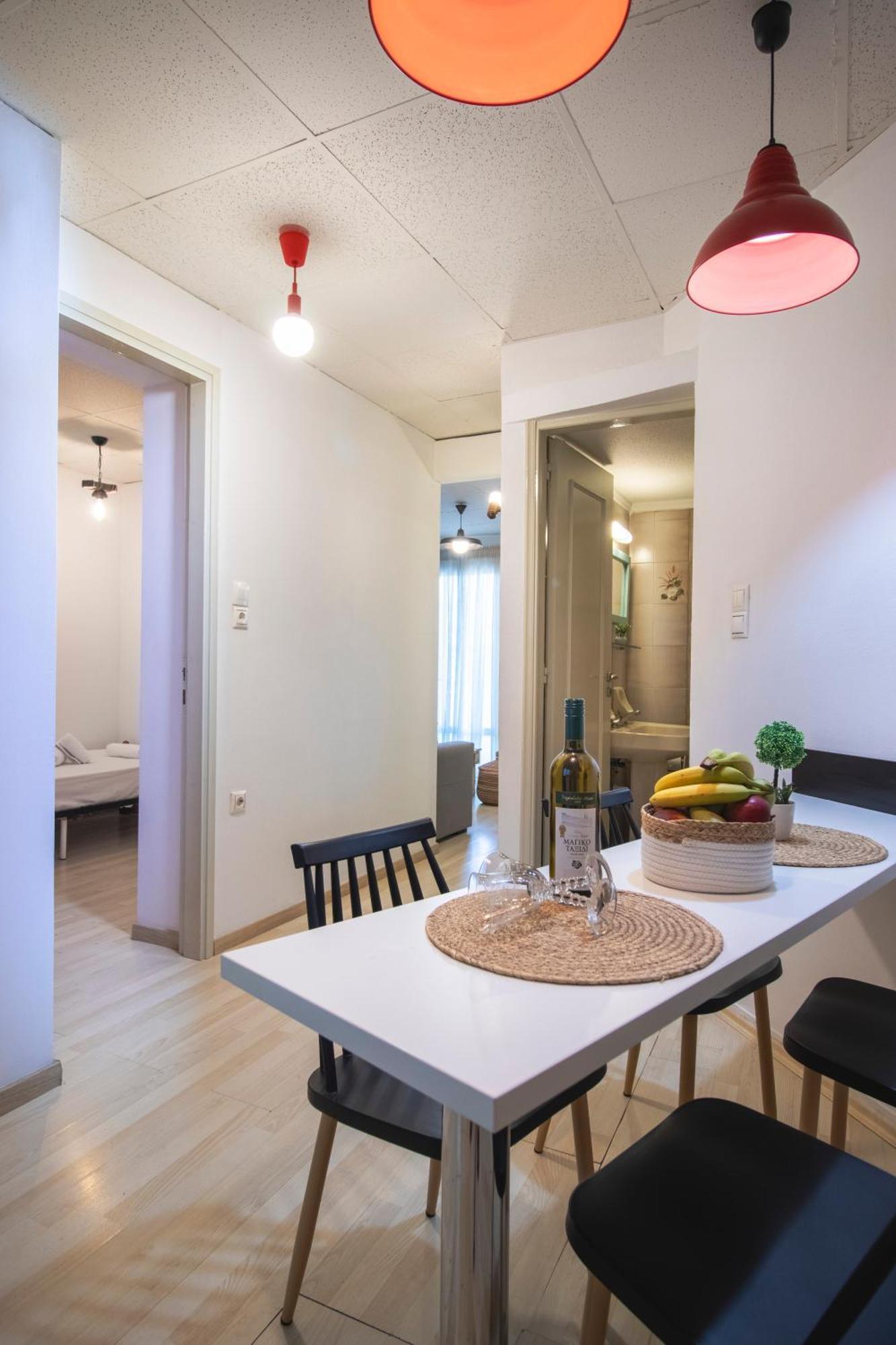 Modern City Apt In The Heart Of Heraklion Buitenkant foto